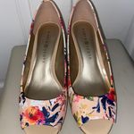 Karen Scott Floral Heels Photo 1