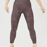 Aerie OFFLINE By Real Me High Waisted zebra tan gray Printed 7/8 Leggings L Photo 0