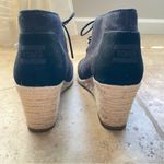 Toms New Desert Canvas Espadrille Black Lace Up Wedge Size 9.5 Photo 5