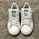 Adidas  Stan Smith Shoes in white & green women size 4 1/2 Photo 1