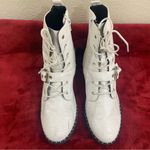 Qupid  white cracked boots Photo 5