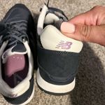 New Balance 696 Shoes Photo 1