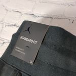 Jordan  flight standard fit sweatpants shorts size XS Photo 3