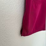 FIGS  Casma Three-Pocket Scrub Top in ultra rose sz XS Preowned Photo 5