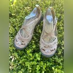 Jbu Jambu Maryjane flowers 🌺 preowned size 10M TAN IN COLOR Photo 2