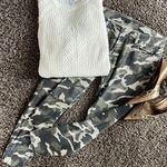 Ymi Camo ankle pants with zippers Photo 8