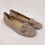 Neiman Marcus  Tan Suede Scalloped Ballet Flats with Ruched Bow Detail Size 7 Photo 9