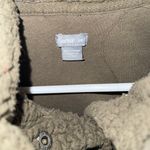 American Eagle Sherpa Photo 2