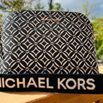 Michael Kors Cindy Crossbody Bag With Logo Strap NWT Photo 0