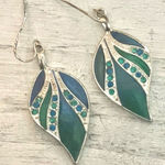 Kenneth Cole silver tone Green leaf rhinestone drop earrings Photo 0