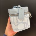 Coach Cosmetic Case In Maxi Signature
Canvas Photo 1