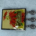 Merry Christmas Vintage Jewelry Pin Brooch Poinsettias and Dangling Pinecones Photo 8