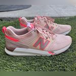 New Balance New Balance009  Women's‎ Light Pink Sneakers Photo 1