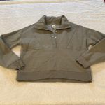 Reebok  Sage Green Pull Over Sweatshirt sz S Photo 1