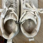 J Slides Lessa Cut Sneaker Embossed Leather Cream Women’s Size 8 Photo 10