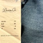 Denim & Co DENIM CO. Women's Blue Chambray Ruffle Sleeve Shift Dress Size 8 Photo 3