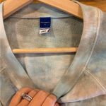 Old Navy  Maternity Tie-Dye Flyaway-Hem Nursing Sweatshirt Photo 3