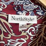 NWOT NorthStyle Burgundy and Blue Paisley Floral Shirt Size Medium Red Photo 2