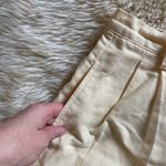 Vintage Y2K linen Blend shorts pastel yellow linen pleated shorts Size 4 Photo 4