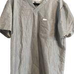 FIGS Women's Grey Technical Collection Catrina One Pocket Scrub Top Photo 3