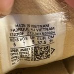 Converse  All Star Low Top Sneaker Size 7 Womens Mens Sz 5 Pink Chuck Taylor Photo 8