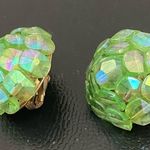 Vintage VOGUE Aurora Borealis Green Dome Cluster Beads Clip On Earrings Photo 3