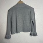 Premise  Small Petite Cropped Short gray sweater with ruffled sleeves Photo 1