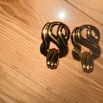 Gold Women's Watch and Bracelet Set Photo 8