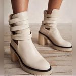 Free People Jesse cutout heeled Boots‎ size 39 ( 8.5 us) Photo 1