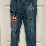 No Boundaries  junior Mom Jeans Photo 0