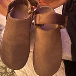 UGG  Goldenstar Clogs Photo 3