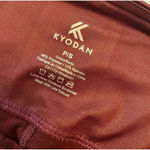 Kyodan  Burgundy Shiny Mid Rise Ankle Stretchh Leggings Athletic Wear Yoga Size S Photo 7