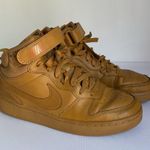 Nike Court Borough Mid 2 GS Sneakers Youth 6Y / Women’s 7.5 Wheat Brown High Top Photo 3