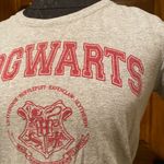 Gildan ❤️ Hogwarts Alumni Printed Harry Potter Tee Photo 2