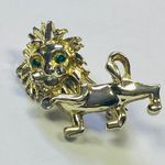 Gold Tone Lion Pin Brooch Green Rhinestone Eyes VERY SMALL Zoo Animal Vintage Photo 1