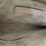 Michael Kors  Large Zip Leather Clutch Ballet Pink Photo 5