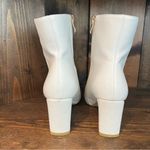 IDIFU White Faux Leather Square Toe Side Zipper Heeled Boots Women’s Size 8 Photo 6