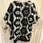 American Eagle  Aztec Print Poncho Ruana‎ Size Medium Photo 4