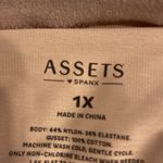 Spanx ASSETS by  Size 1X body shaper excellent condition color nude Photo 2