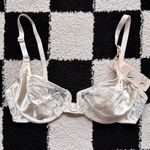 Valentino Garavani NWT Vintage Valentino Intimo White Satin Bra 36B Photo 0