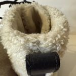Sorel Women’s Fuzzy Snow Boots Size 8 Photo 5