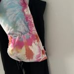 No Boundaries Active Top Photo 1