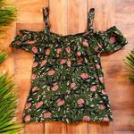 Red Leaf Green Floral Ruffle Button Photo 6