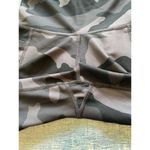 Old Navy Active Black Gray Camo Camouflage Athletic Leggings w Pockets XS Petite Photo 3