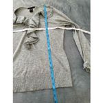 August Silk  Grey Long Sleeve Ruffled Neckline &‎ Cuffs Pullover Sweater Petite M Photo 7