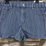 American Eagle  Hi-Rise shortie blue & white striped jean shorts size 16 NEW Photo 6