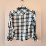 Wrangler  womens long sleeve plaid shirt pearl snaps size small Photo 2
