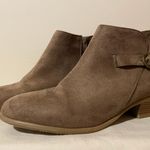 Wild Diva Women’s Short Suede Boots Photo 0