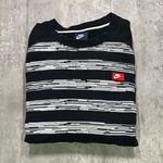 Nike 2000s Black and White Striped Crewneck Sweatshirt Photo 5