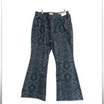 Wrangler NWT  High Rise Fierce Flare Paisley AOP Paisley Print Cowgirl 18X32 Photo 1